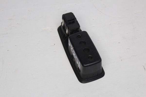 Porsche Macan 95B Front Left Passenger Window Switch 7PP959855C, 95B867152