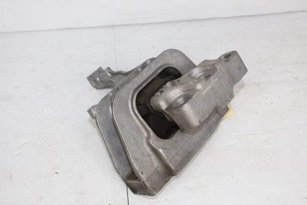 Audi 8V S3 / Volkswagen Golf Mk7 R Engine Motor Mount 5Q0 199 262 BK