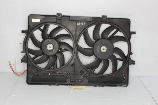 Audi A4 A5 Q5 2.0L Radiator Cooling Fan Assembly 8K0121003P, 8K0959501G