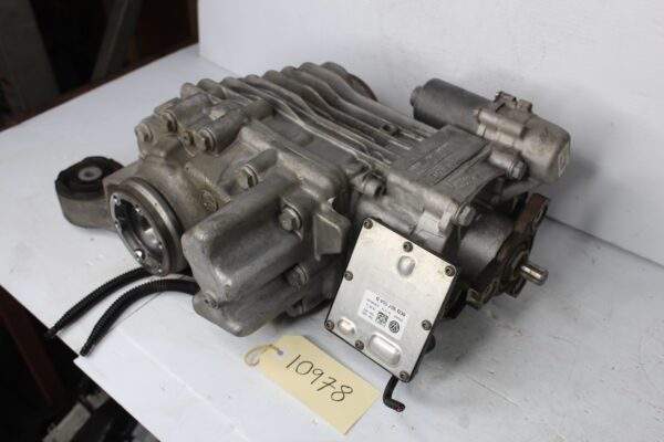 Audi 8V S3 / Volkwagen Mk7 Golf R Rear Differential Haldex 0CQ525010F 0CQ525010S