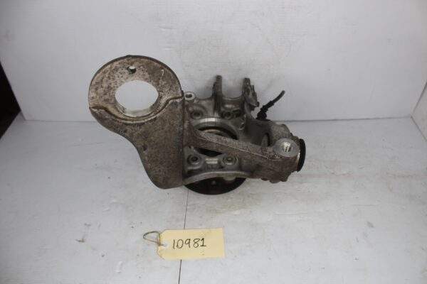 Audi A4 A5 S5 RS5 Rear Right Wheel Knuckle Carrier Housing 8K0505432AR