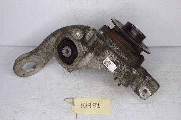 Audi A4 A5 S5 RS5 Rear Right Wheel Knuckle Carrier Housing 8K0505432AR