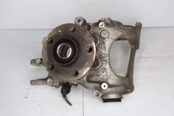Audi A4 A5 S5 RS5 Rear Right Wheel Knuckle Carrier Housing 8K0505432AR