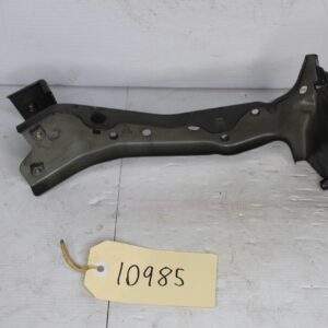 Audi 8V A3 S3 RS3 Front Right Fender Guard Wing Support Bracket 8V0821134A