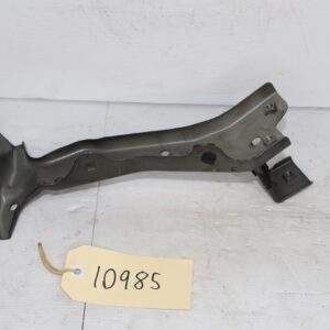 Audi 8V A3 S3 RS3 Front Right Fender Guard Wing Support Bracket 8V0821134A - Image 9