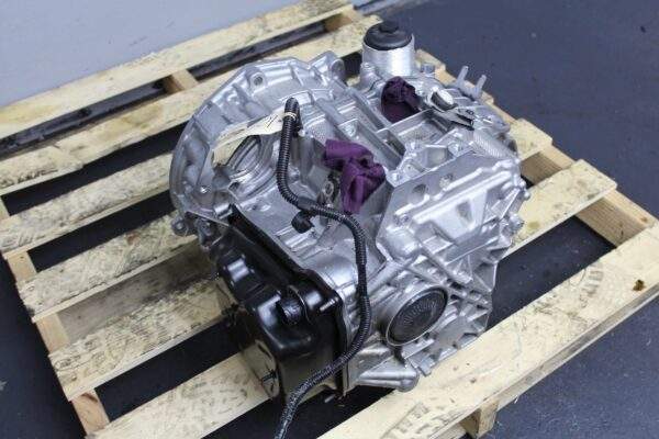 Audi 8V S3 / Volkswagen Golf Mk7.5 R DQ381 DSG Transmission Gearbox Code UAQ