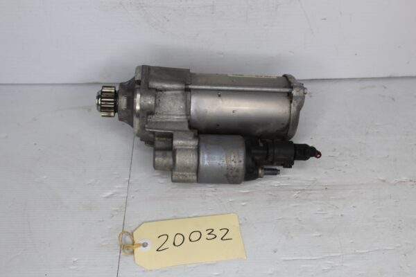 Audi A3 S3 / Volkswagen Mk7 Golf Engine Starter Motor 02E911024B