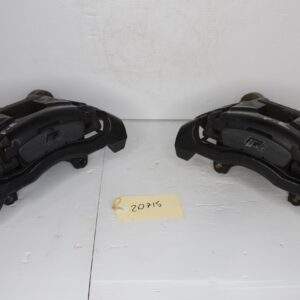 Volkswagen Golf Mk6 R Front Brake Caliper's Pair Set 8P0615123A, 8P0615124A