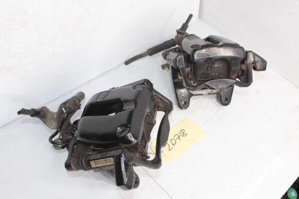 Volkswagen Golf Mk6 R Rear Brake Caliper's Pair Set 8J0615423E, 8J0615424E