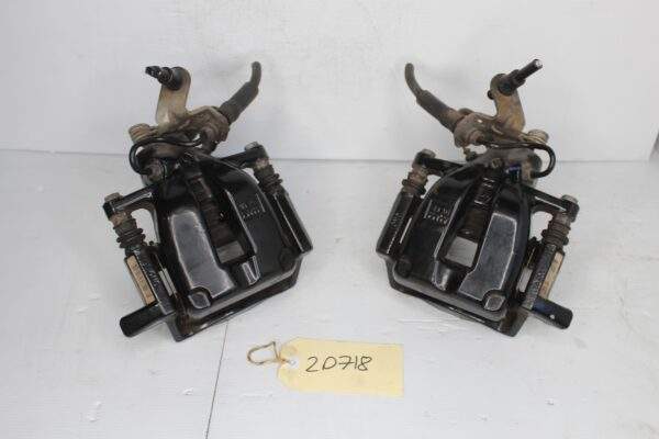 Volkswagen Golf Mk6 R Rear Brake Caliper's Pair Set 8J0615423E, 8J0615424E