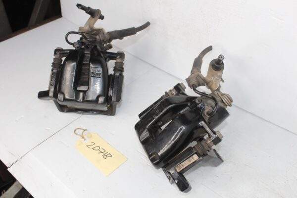 Volkswagen Golf Mk6 R Rear Brake Caliper's Pair Set 8J0615423E, 8J0615424E