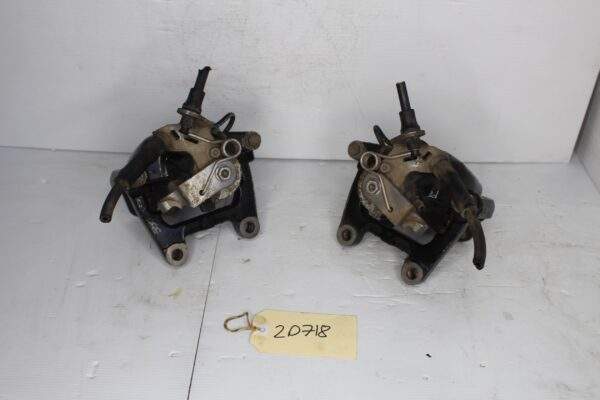 Volkswagen Golf Mk6 R Rear Brake Caliper's Pair Set 8J0615423E, 8J0615424E