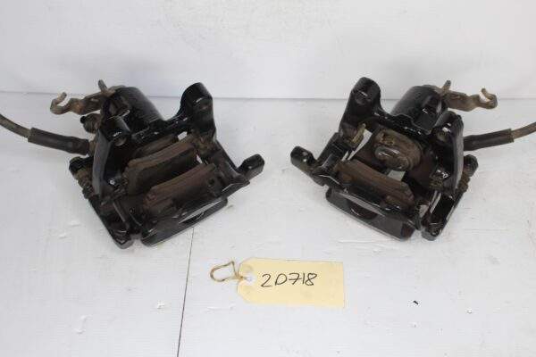 Volkswagen Golf Mk6 R Rear Brake Caliper's Pair Set 8J0615423E, 8J0615424E