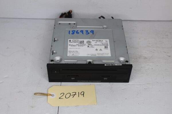 Volkswagen Mk7 Golf MIB2 Radio Infotainment Control Unit 3Q0035846A 3Q0035846AX