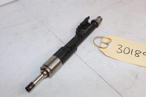 BMW F80 F82 F87 M2 M3 M4 S55 Fuel Injector EU6 13647639994