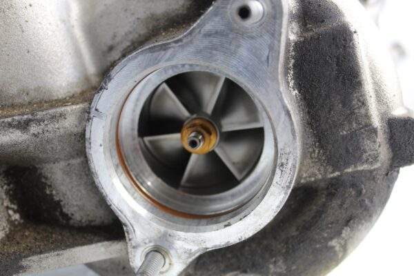 BMW F80 F82 F87 M2 M3 M4 S55 3.0L Front Turbo Turbocharger 11657849650