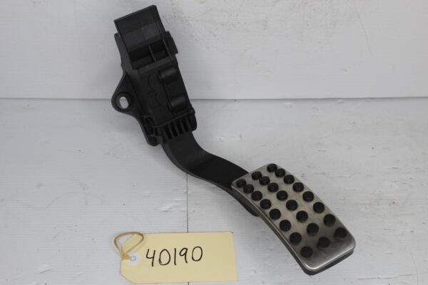 Mercedes Benz W176 W117 A45 CLA45 Accelerator Throttle Pedal A2463001904
