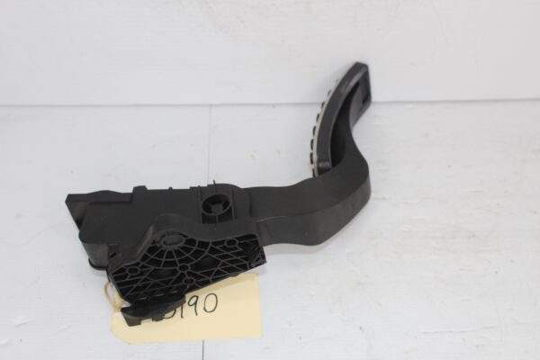 Mercedes Benz W176 W117 A45 CLA45 Accelerator Throttle Pedal A2463001904