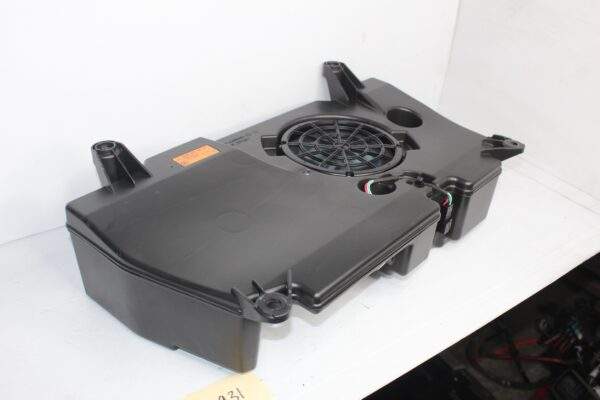 Mercedes Benz W176 A45 A250 Harmon Kardon Subwoofer Speaker A2468200002