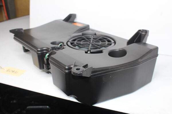 Mercedes Benz W176 A45 A250 Harmon Kardon Subwoofer Speaker A2468200002