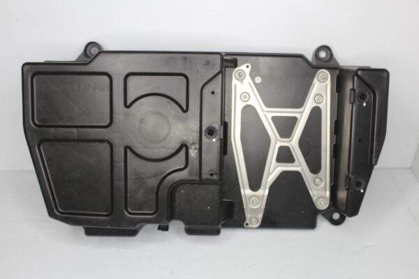 Mercedes Benz W176 A45 A250 Harmon Kardon Subwoofer Speaker A2468200002