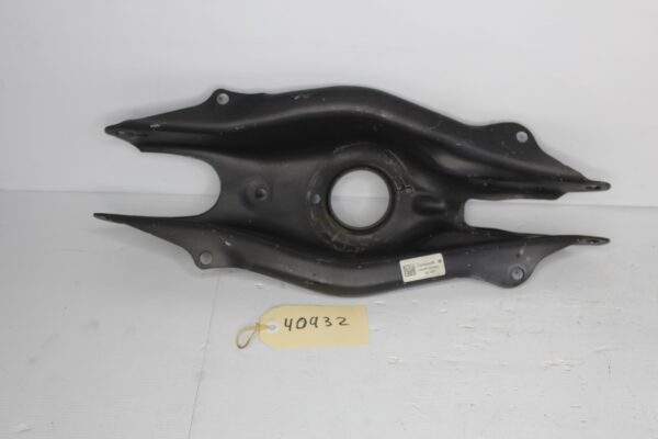 Mercedes Benz W205 C43 Rear Left & Right Lower Control Arm A2053522000