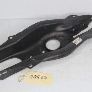Mercedes Benz W205 C43 Rear Left & Right Lower Control Arm A2053522000 - Image 3