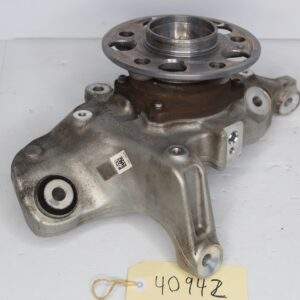Mercedes Benz W205 C43 Rear Right Knuckle Carrier Hub A2053508808 - Image 4