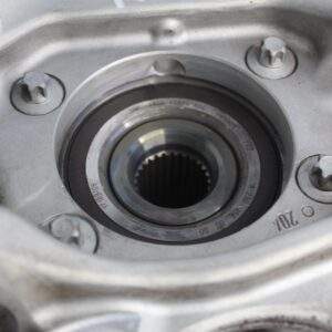 Mercedes Benz W205 C43 Rear Right Knuckle Carrier Hub A2053508808 - Image 7