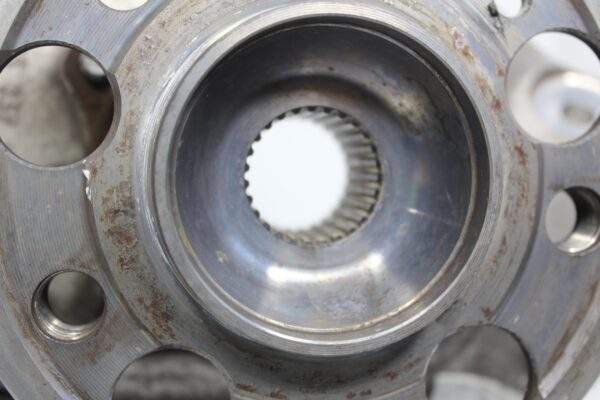 Mercedes Benz W205 C43 Rear Left Knuckle Carrier Hub A2053508708