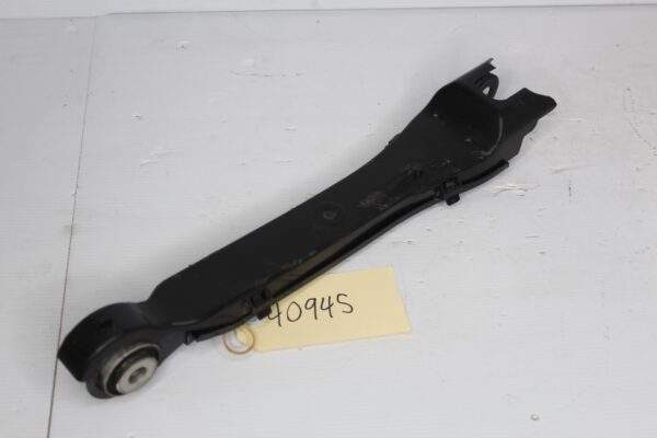 Mercedes Benz W205 C43 Rear Left & Right Lower Control Thrust Arm A2043500229