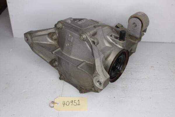 Mercedes Benz W205 C43 AMG Rear Differential 3.066 Ratio A2053503324