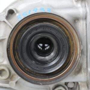 Mercedes Benz W205 C43 AMG Rear Differential 3.066 Ratio A2053503324 - Image 6