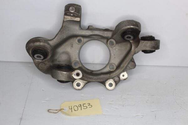 Mercedes Benz W205 C63s Coupe Rear Left Knuckle Carrier A2053501514