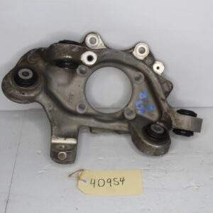 Mercedes Benz W205 C63s Coupe Rear Right Knuckle Carrier A2053501614 - Image 3