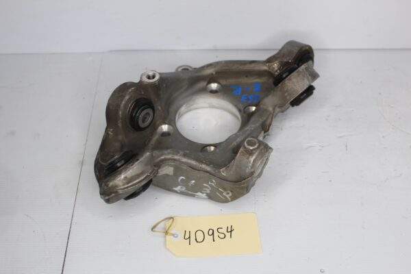 Mercedes Benz W205 C63s Coupe Rear Right Knuckle Carrier A2053501614