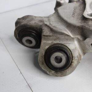 Mercedes Benz W205 C63s Coupe Rear Right Knuckle Carrier A2053501614 - Image 6