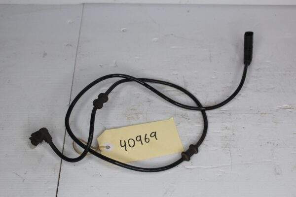 Mercedes Benz W205 C63s Rear Wheel Speed Sensor Harness Cable A2055409127
