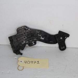 Mercedes Benz W205 C63s Rear Left Cable Holder Bracket A2055460346