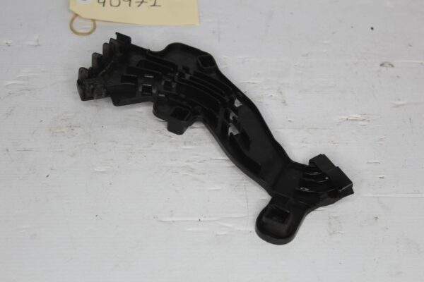 Mercedes Benz W205 C63s Rear Left Cable Holder Bracket A2055460346