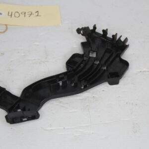Mercedes Benz W205 C63s Rear Left Cable Holder Bracket A2055460346 - Image 8