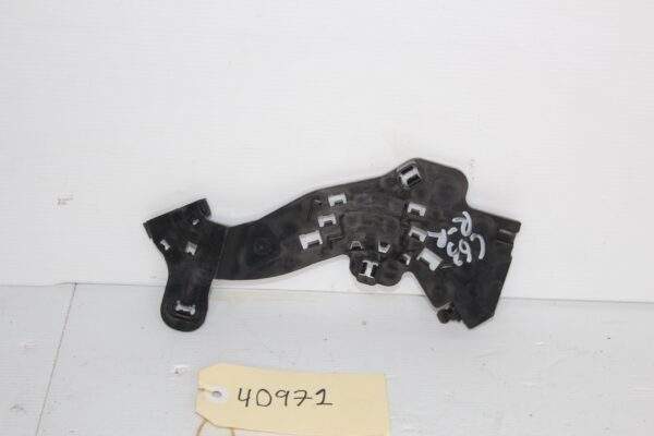 Mercedes Benz W205 C63s Rear Left Cable Holder Bracket A2055460346