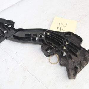 Mercedes Benz W205 C63s Rear Right Cable Holder Bracket A2055460446 - Image 9