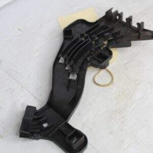 Mercedes Benz W205 C63s Rear Right Cable Holder Bracket A2055460446 - Image 8