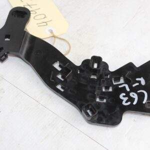 Mercedes Benz W205 C63s Rear Right Cable Holder Bracket A2055460446 - Image 6