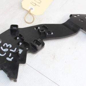 Mercedes Benz W205 C63s Rear Right Cable Holder Bracket A2055460446 - Image 5