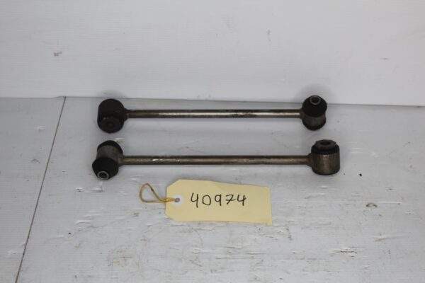 Mercedes Benz W205 C43 AMG Rear Sway Bar Links A2053260317, A2053260417