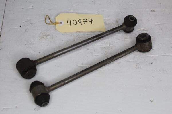 Mercedes Benz W205 C43 AMG Rear Sway Bar Links A2053260317, A2053260417