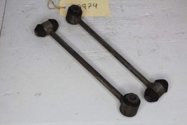Mercedes Benz W205 C43 AMG Rear Sway Bar Links A2053260317, A2053260417