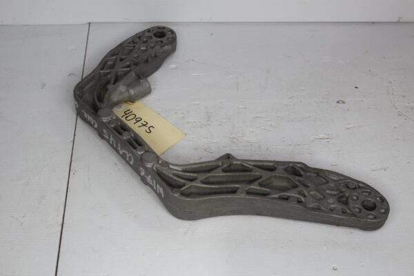 Mercedes Benz W176 W117 A45 CLA45 Rear Differential Mount Carrier A2463520500